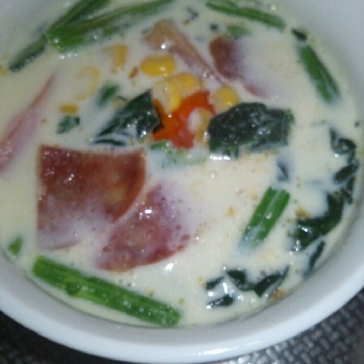 マグレシピ 野菜たっぷり豆乳スープ